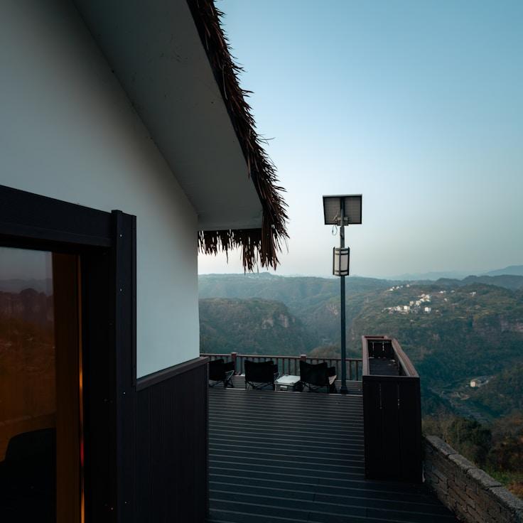 Family terraces and cafés for calm evenings in Seattle